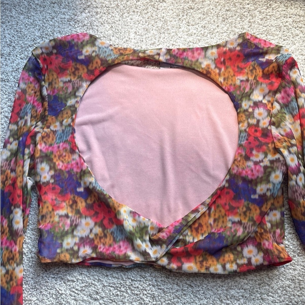 NWT Urban Outfitters Multicolor Floral Top - Picture 8 of 8